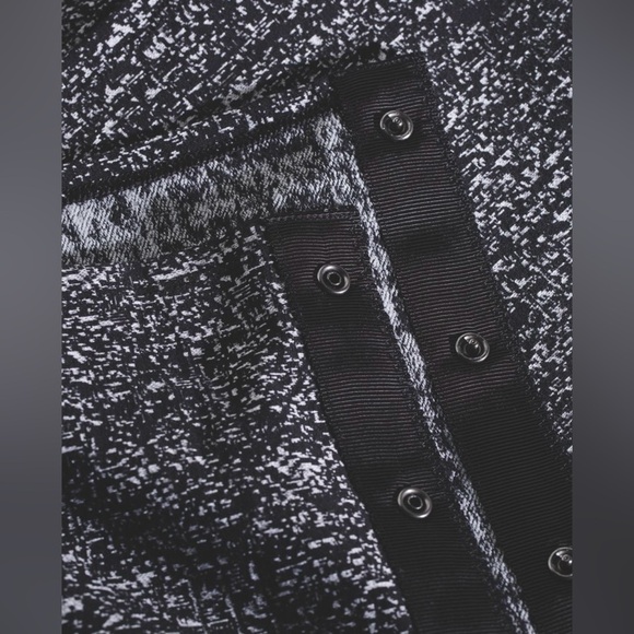 Lululemon Vinyasa Wrap- Running Luon Suited Jacquard Black White / Black - Picture 3 of 7